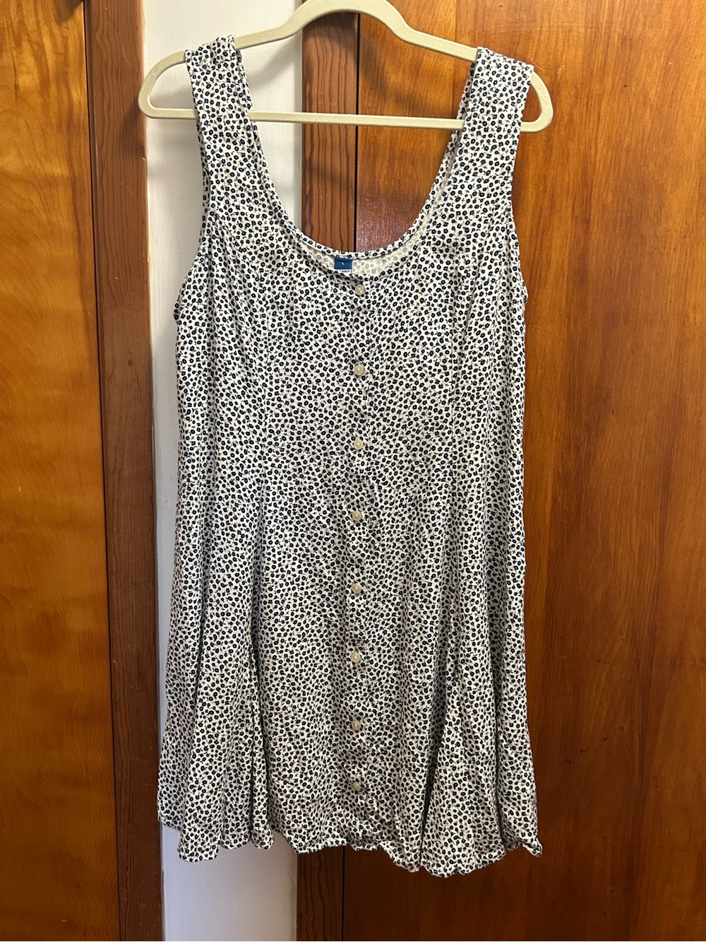Old Navy White and Navy Floral Button-Front Top